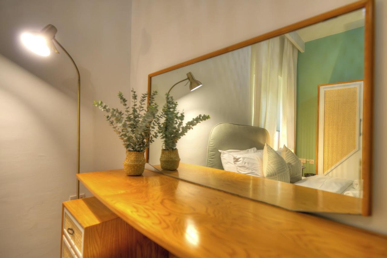 Beautifully Furnished Seafront 4 Bedrooms Goslm-4 Sliema Exterior foto